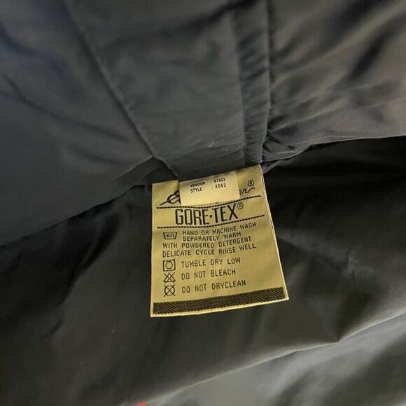 Eddie Bauer Anorak Jacket Women's Small Petite Dark Red Gore-Tex Hooded Full Zip - Picture 5 of 8